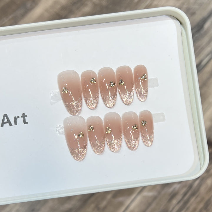 Themen Press-On Nagelkunstset mit Hello Kitty Designs Karnz
