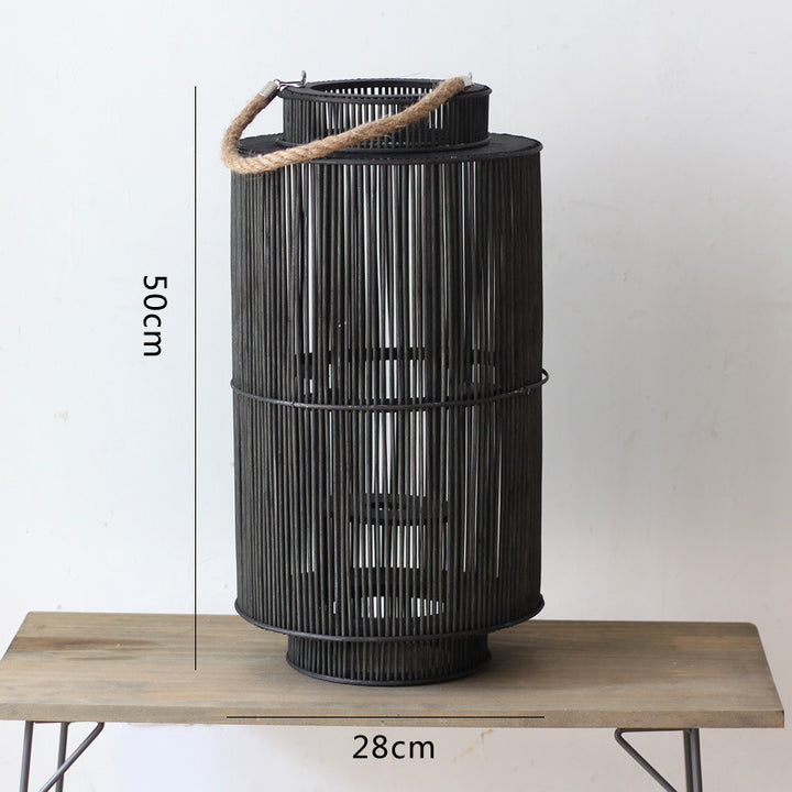Dekorative Laterne aus geflochtenem Material Karnz