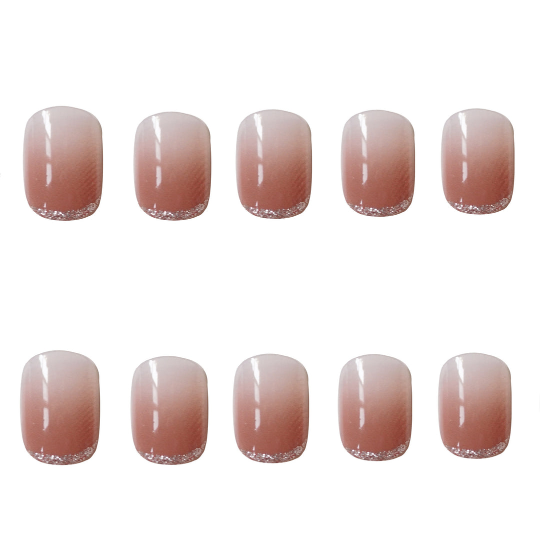 Stylisches Press-On Nagelset mit elegantem Ombre-Design Karnz