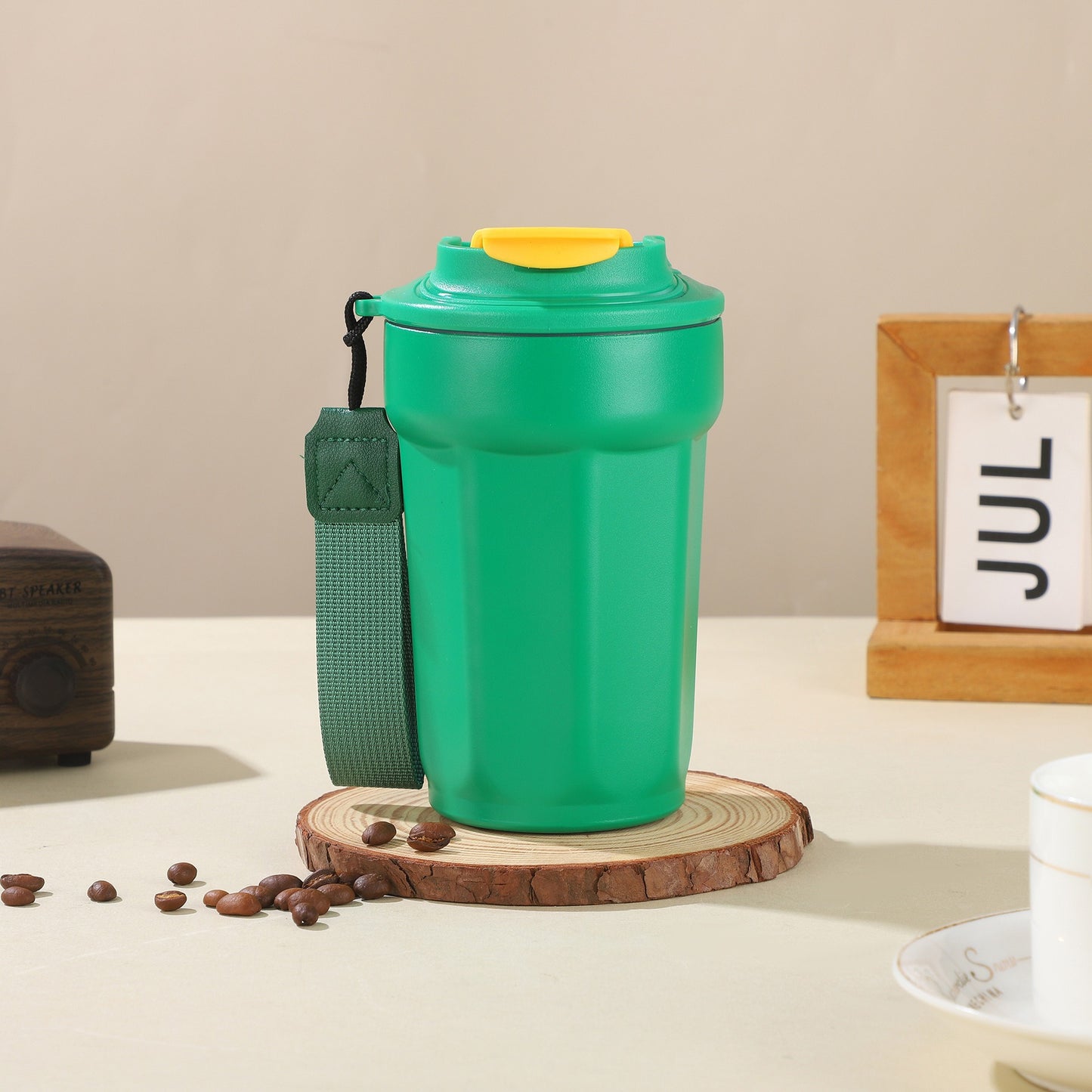 Damen Isolierbecher mit griffigem Tragegurt Karnz