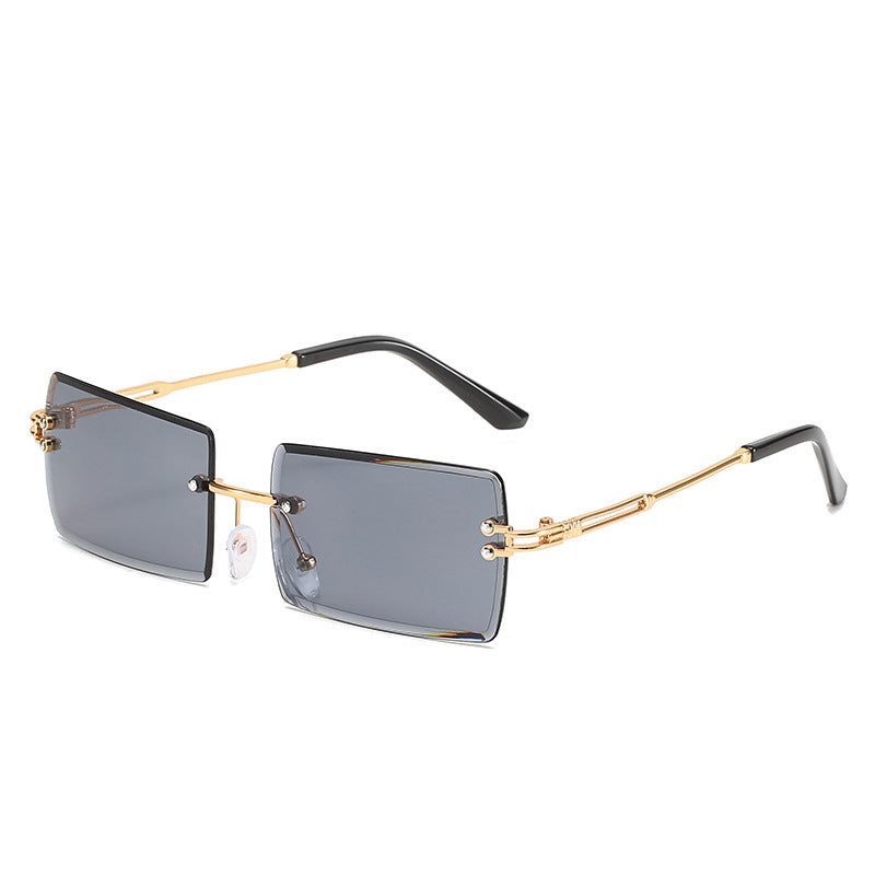 Damen modische Sonnenbrille mit einzigartigem rechteckigen Rahmen und funkelnden Details Karnz