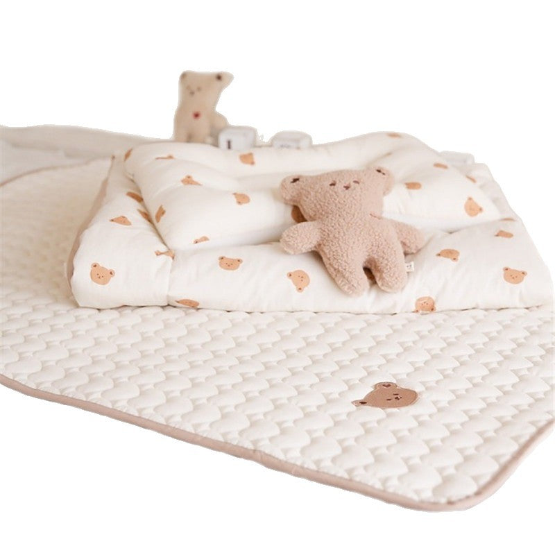 Kuschelige Baby-Matratze mit Tierischem Motiv Von Karnz