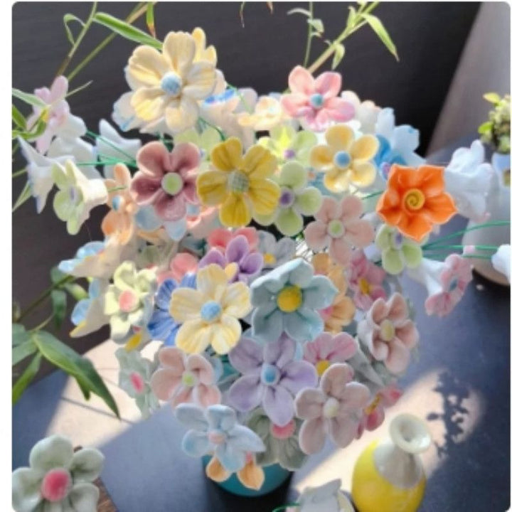 Handgemachter Porzellanblumenstrauß