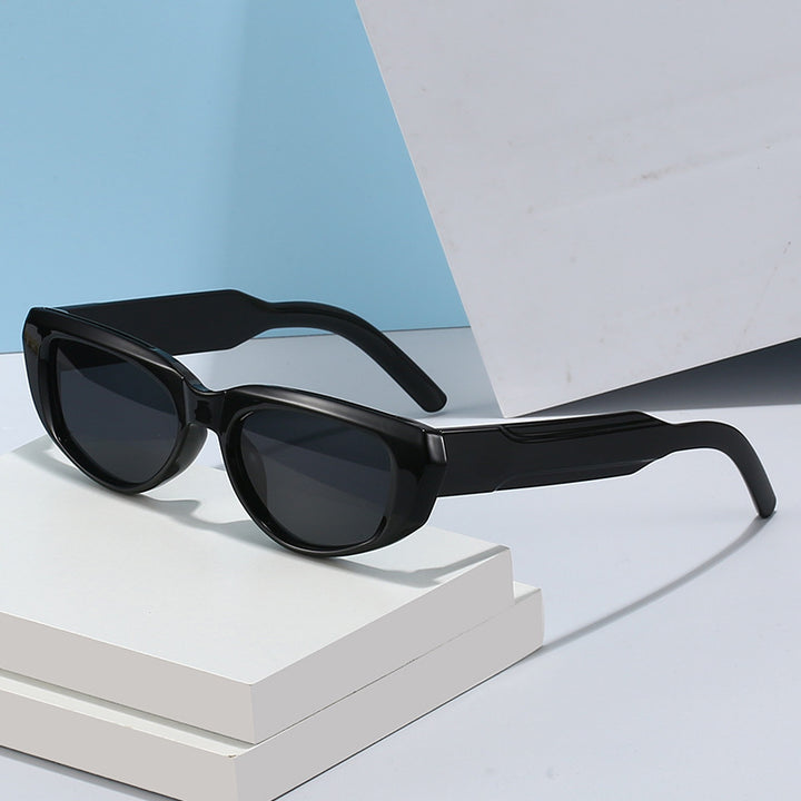 Damen modische Sonnenbrille im Cat-Eye-Stil mit extravaganter Silhouette Karnz