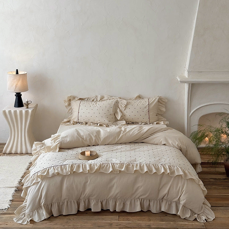 Bettbezug-Set mit Volant, bestickten Punkten und stonewashed Baumwollfinish