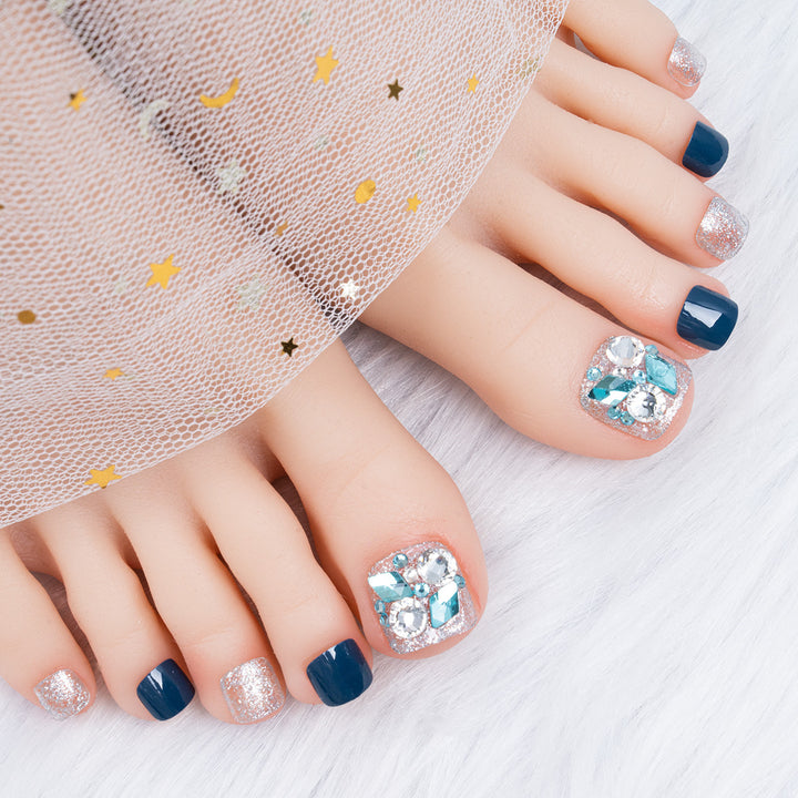 Glitzernde French Tip Zehennagelkunst