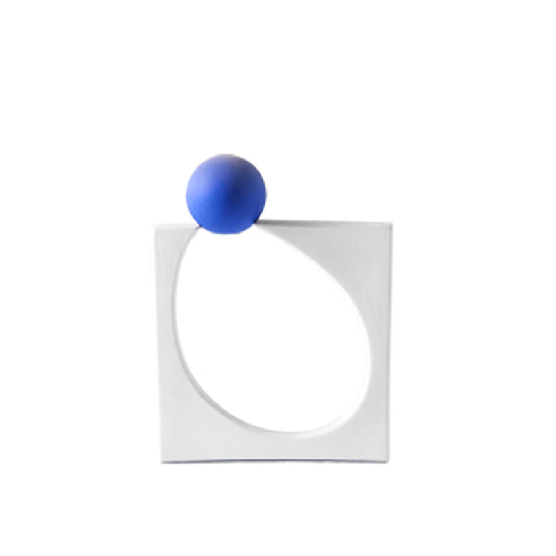 Moderne abstrakte dekorative Skulptur