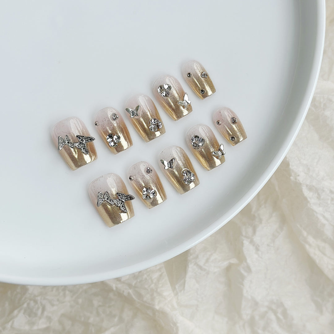 Dekoratives, mit Strass verziertes Press-On-Nagel-Set