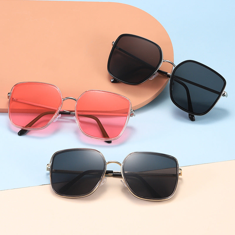 Damen quadratische Sonnenbrille mit luxuriösem Metallrahmen und UV-Schutz Karnz