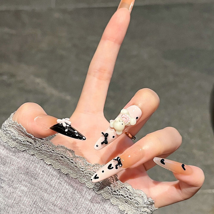 Kreative 3D-Charakter-Themen Druck-on Nagelkunst Karnz