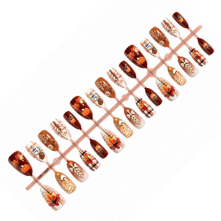 Kreatives Kunstnagelset mit Herbstmotiven Karnz