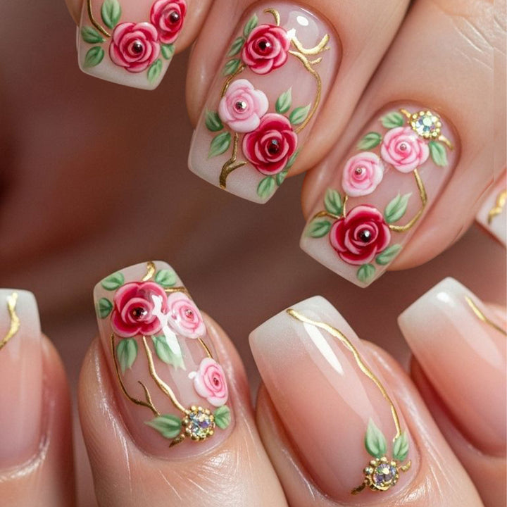 Florales Verziertes Nagelkunst-Set Karnz