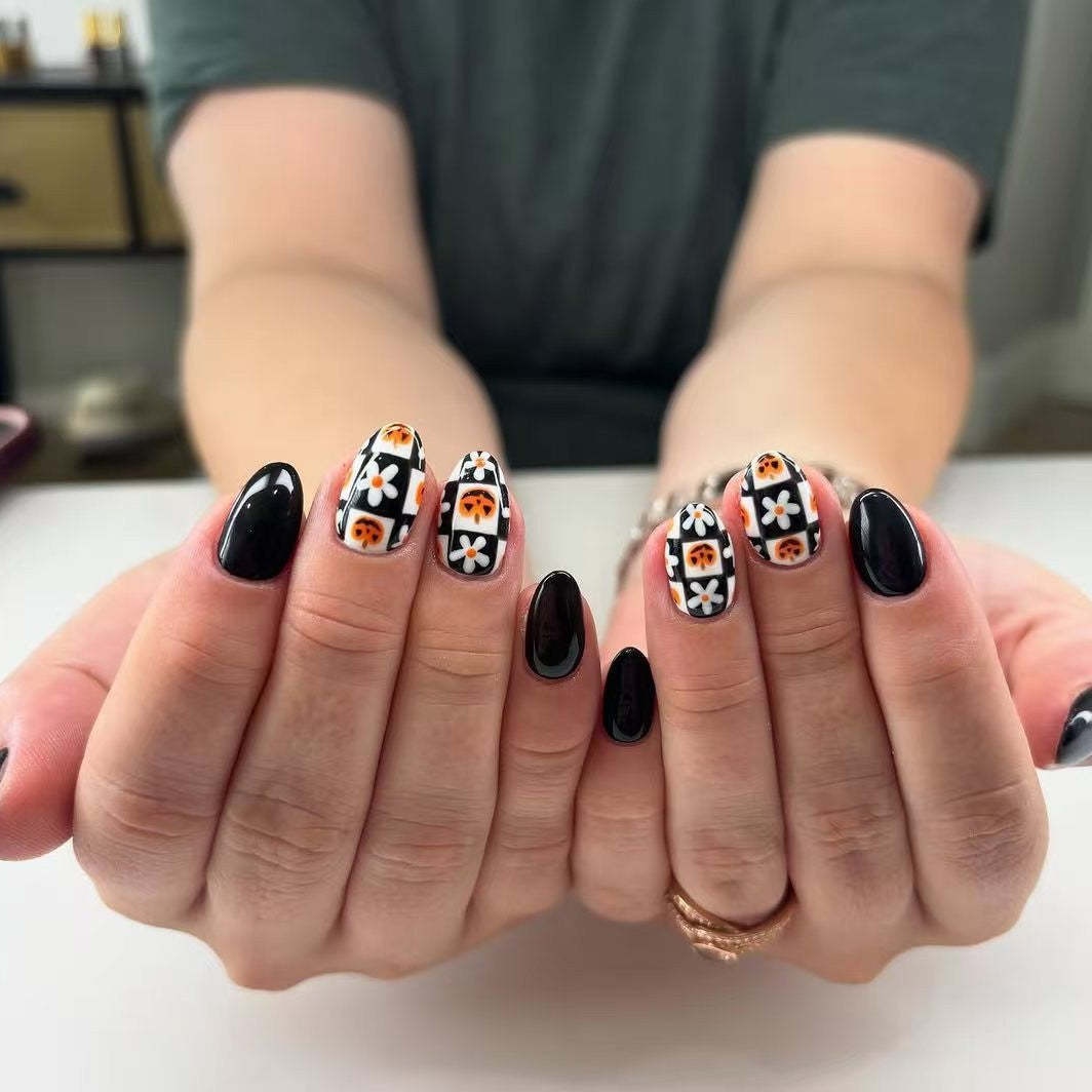 Stylische Nagelkunst