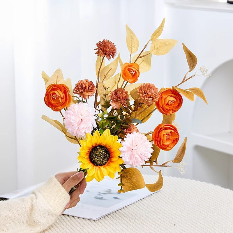 Elegante künstliche Blumenanordnung