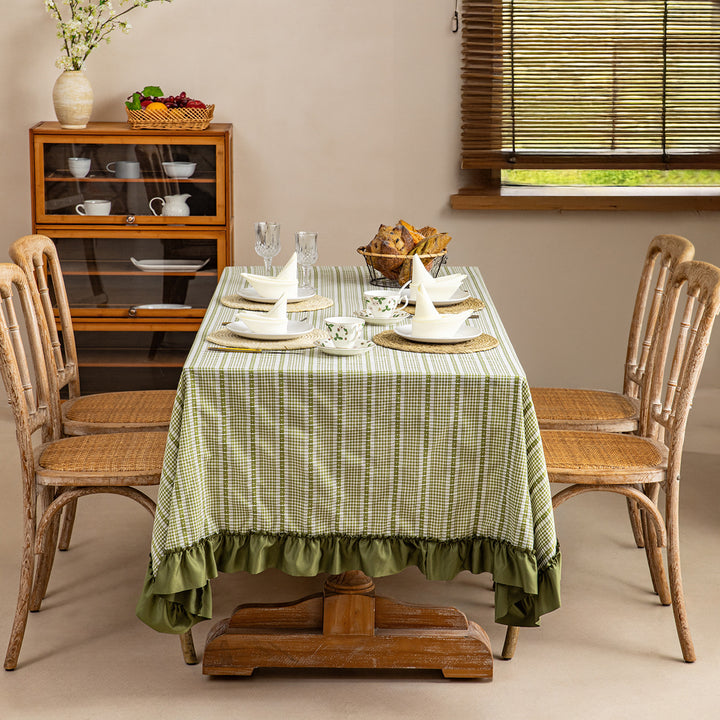 Rechteckige Tischdecke mit Rüschenbordüre und Vichy-Karo-Struktur Karnz