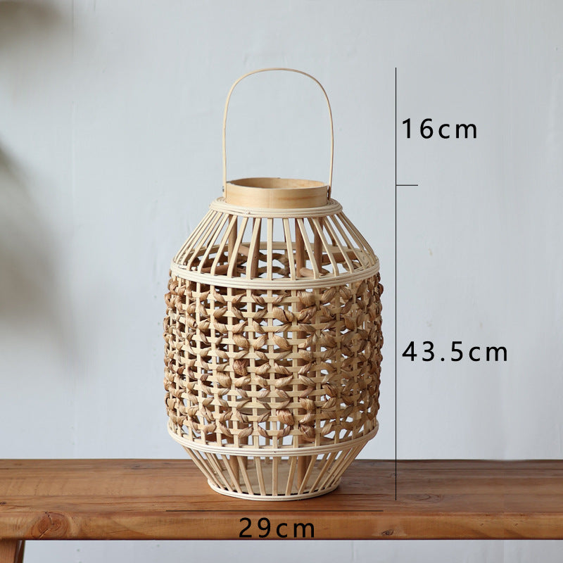 Handgefertigte Rattan-Laterne Karnz