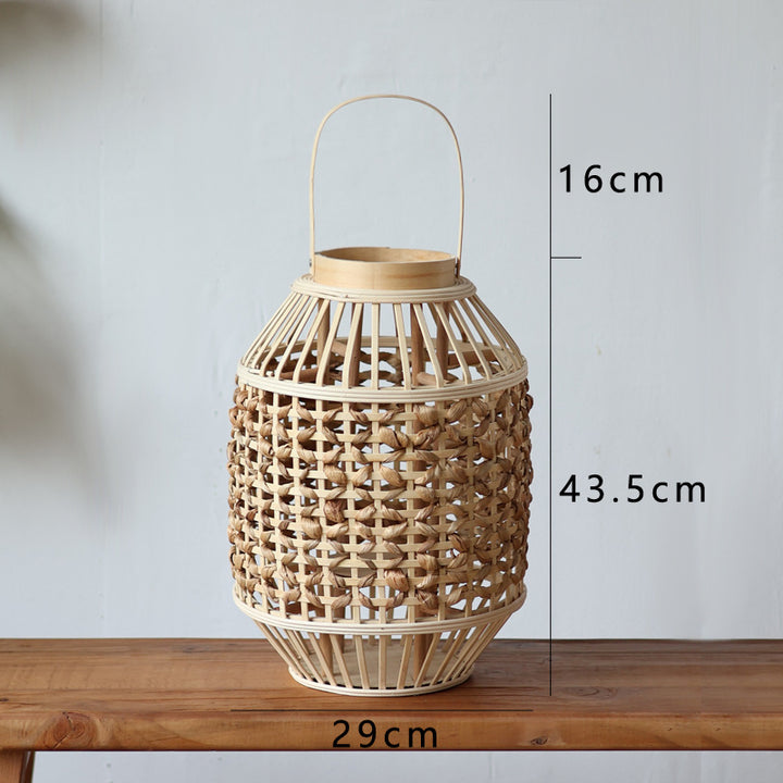 Handgefertigte Rattan-Laterne Karnz