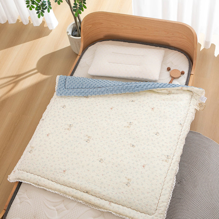 Damen Tagesdecke mit hochwertigem floralem Design Karnz