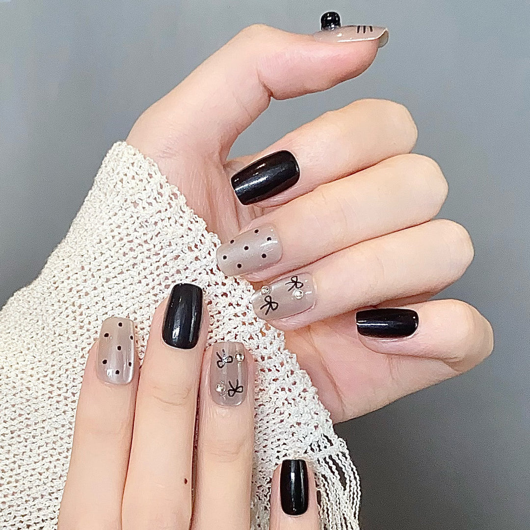 Dekoratives Press-On Nail Kit Karnz