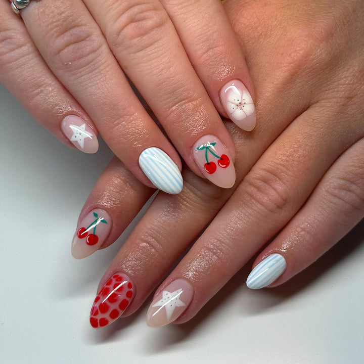 Verspieltes Künstlerisches Nageldesign-Set