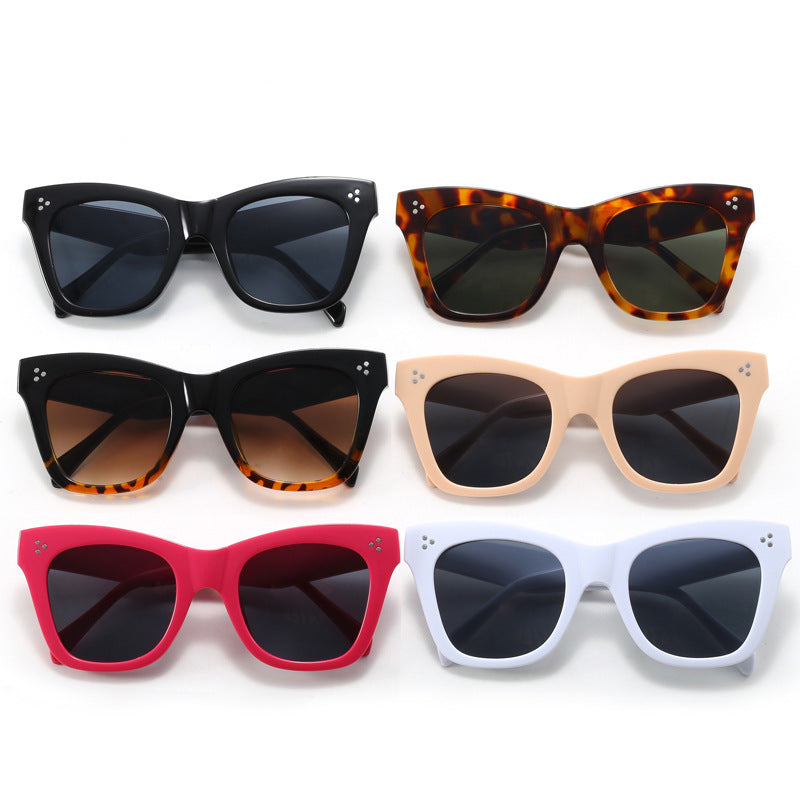 Damen modische Sonnenbrille im stilvollen Cat-Eye Design Karnz