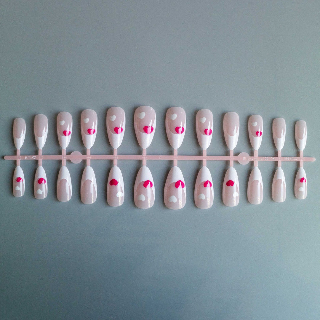 Herz-Themen Stiletto Nagelkunst Kit