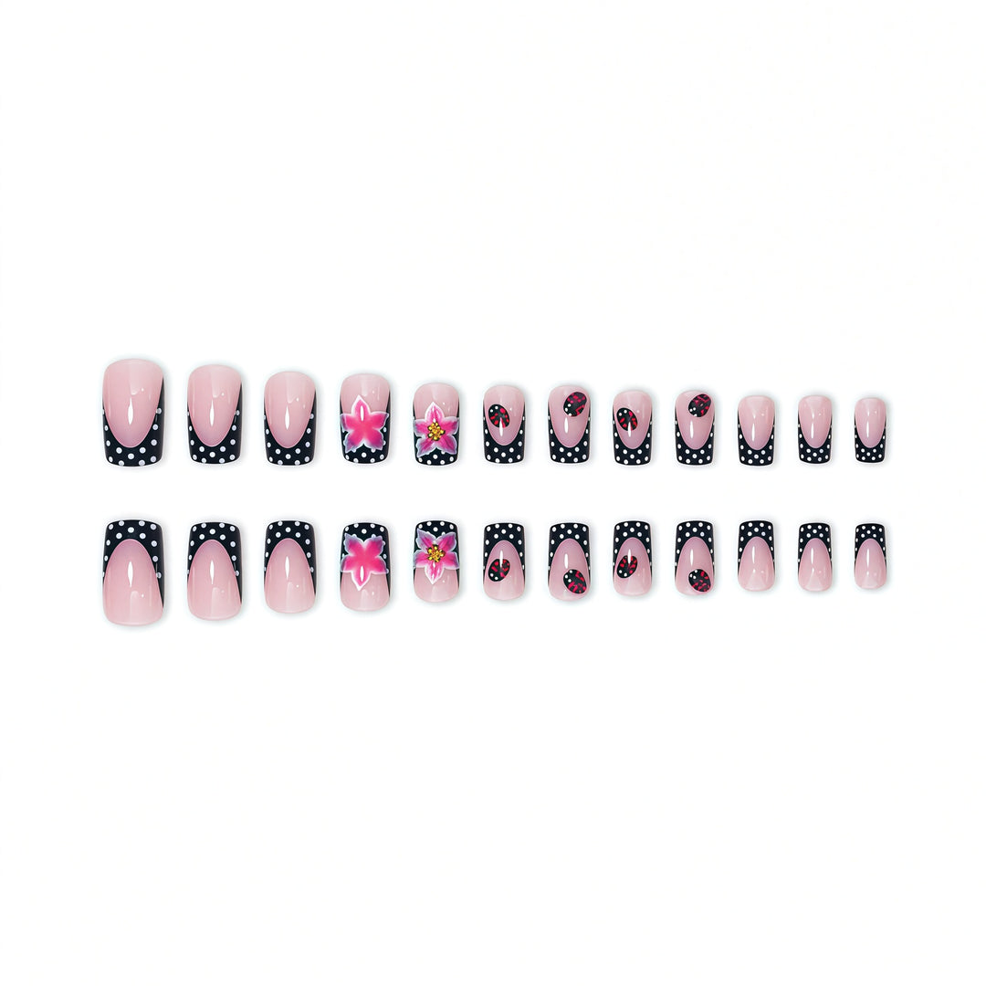Blumenmuster Nail Art Extensions Karnz