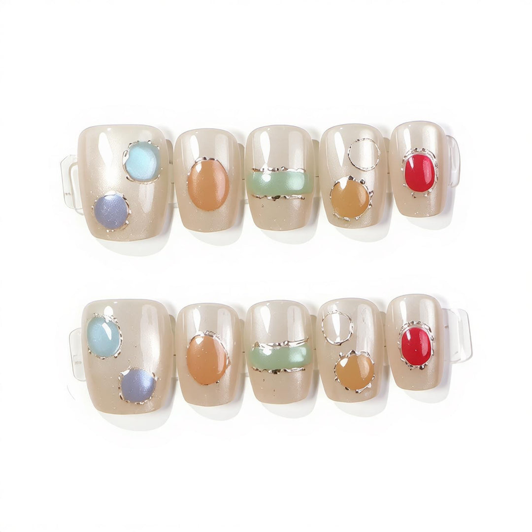 Dekoratives Press-On Nagelkunstset Karnz