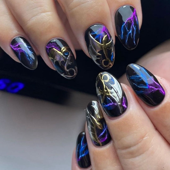 Kunstvolle Nageldesigns Karnz