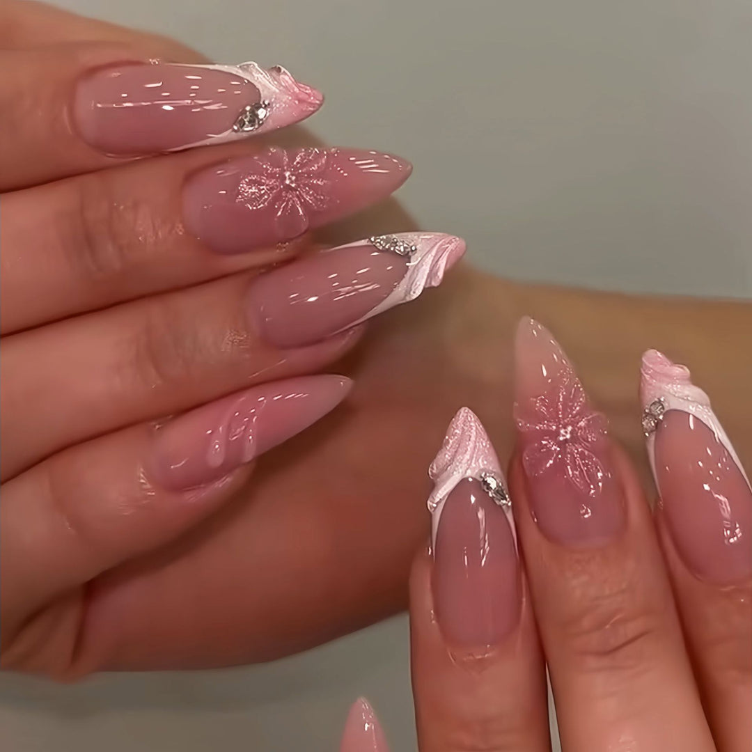Künstlerisches Floral Design Press-On Nagel Set