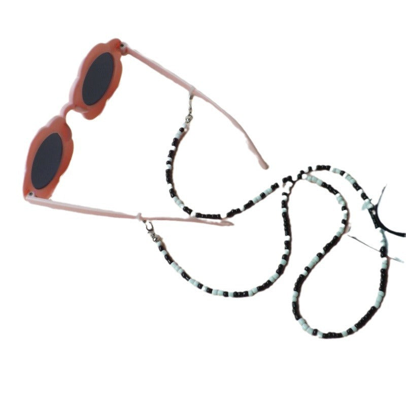 Sonnenbrille mit Modischem Perlenband Karnz