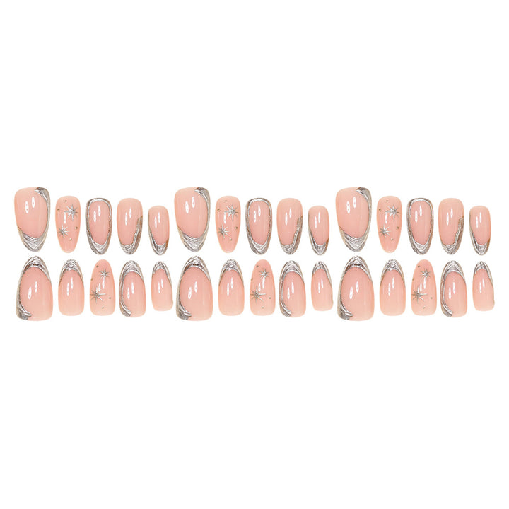Elegantes Stiletto-Nagelkunst-Set mit silbernen Akzenten Karnz