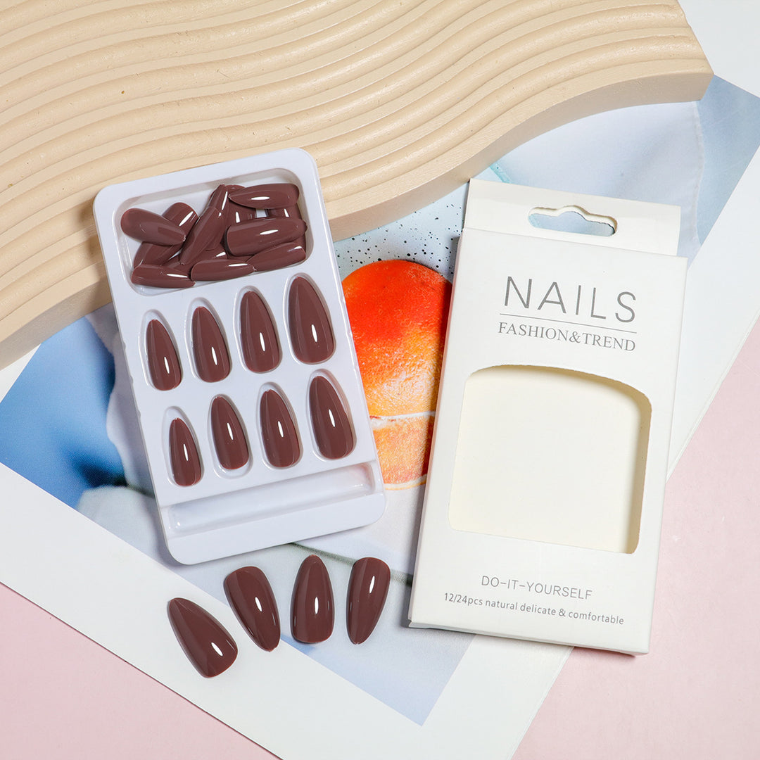 Mandel-förmiger Press-On Nagelset mit DIY Applikator Karnz