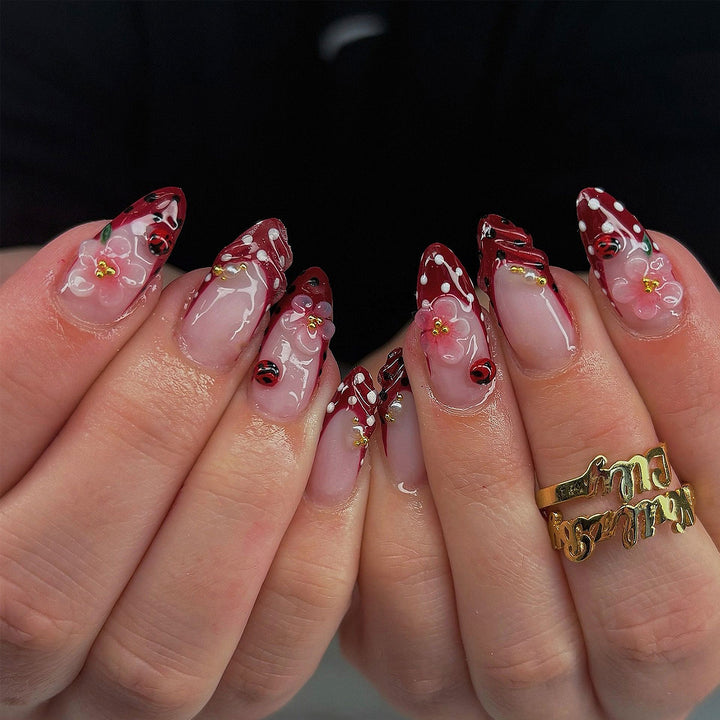 Elegantes Florales Design Press-On Nails Set
