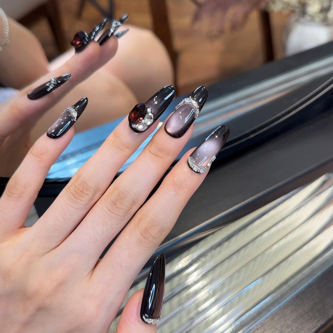 Glamouröses Press-On-Nagelkunst-Set mit Strass Karnz