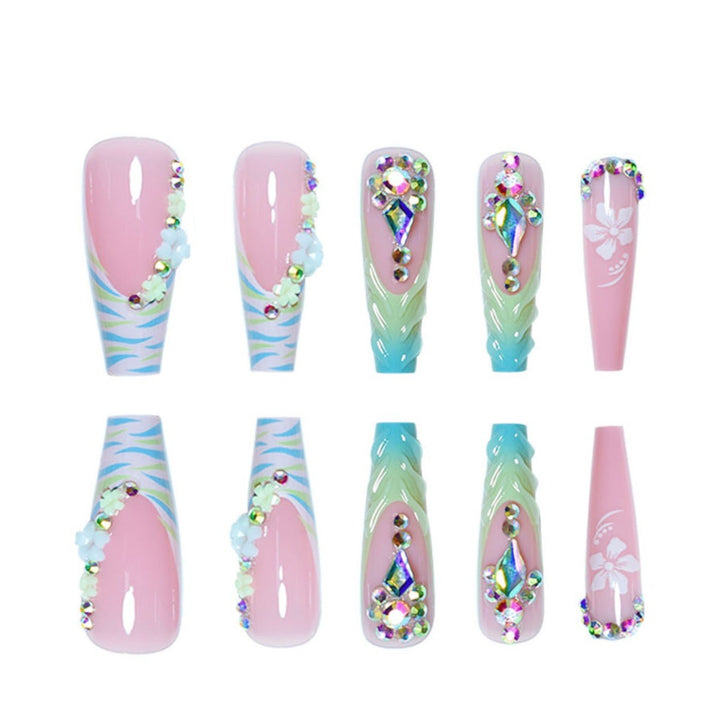 Glamouröse 3D Blumeneffekt Press-On Nagelverlängerungen Karnz