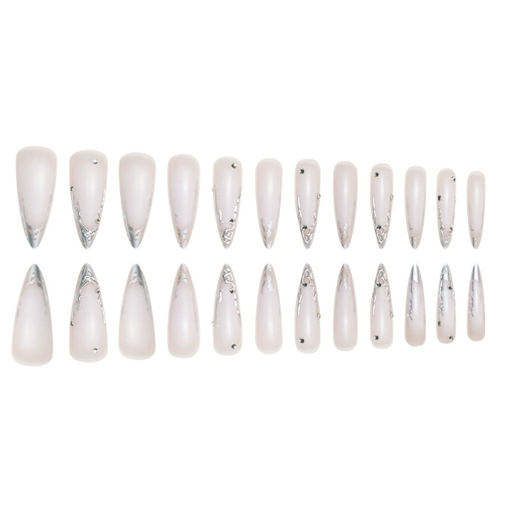 Angular Stiletto Press-On Nagelverlängerungen Karnz