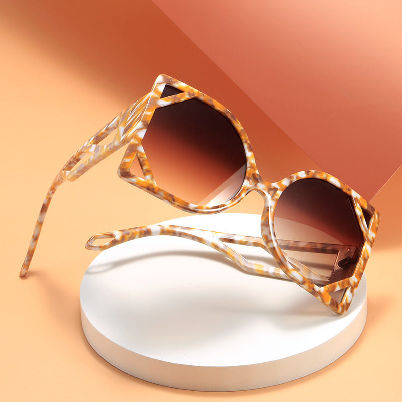Damen geometrische Sonnenbrille mit exklusivem Design und UV-Schutz Karnz