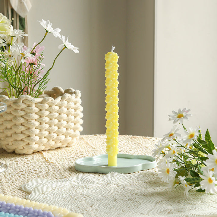 Skulpturale Petal-Stack Taper Dekorative Kerze