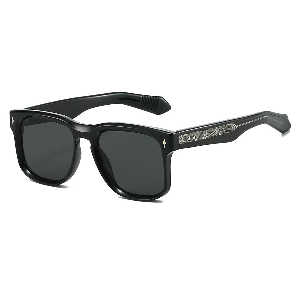 Damen Sonnenbrille im robusten, kantigen Design mit UV-Schutz Karnz