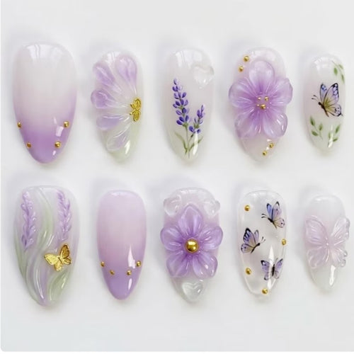 Elegante florale Kunstwerk Press-On Nägel Karnz