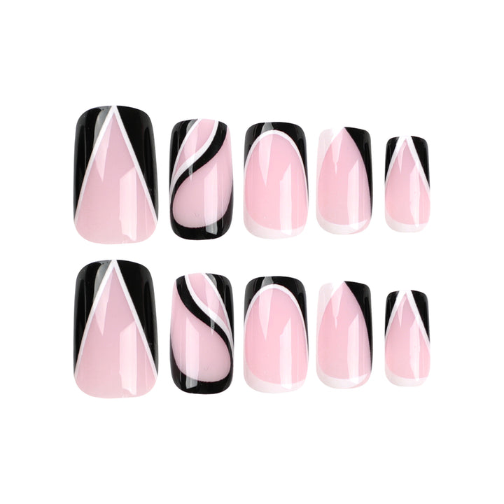 Kunstvolle Nagelverlängerungen mit modernem Design Karnz