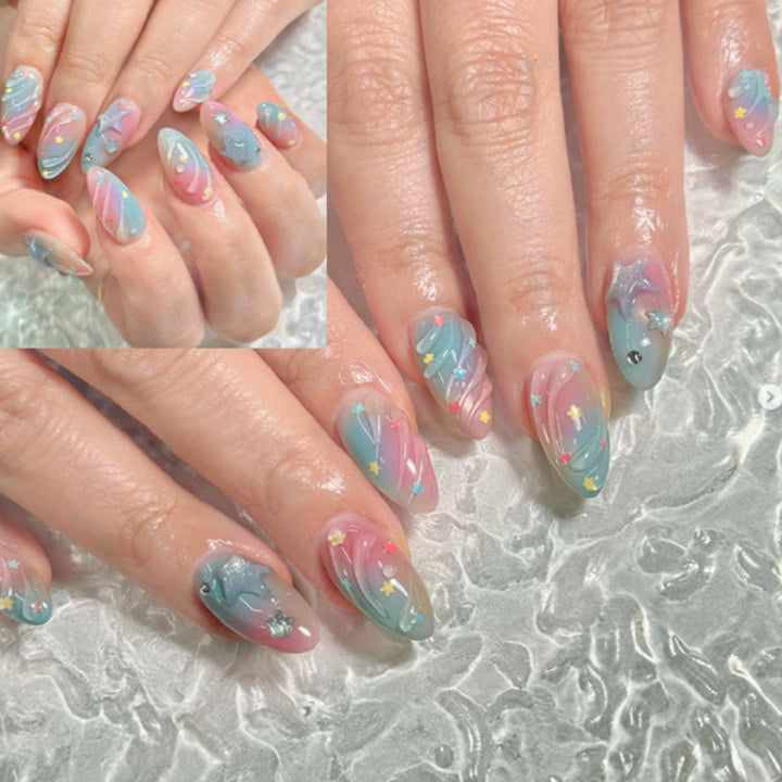 Künstlerisches Press-On-Nagelset mit Stern- und Wellenmuster Karnz