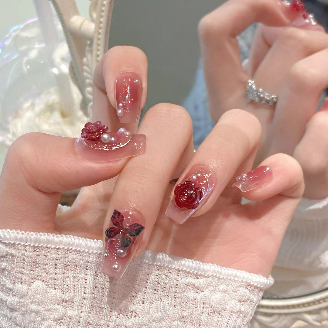 Künstlerische Nagelspitzen Karnz