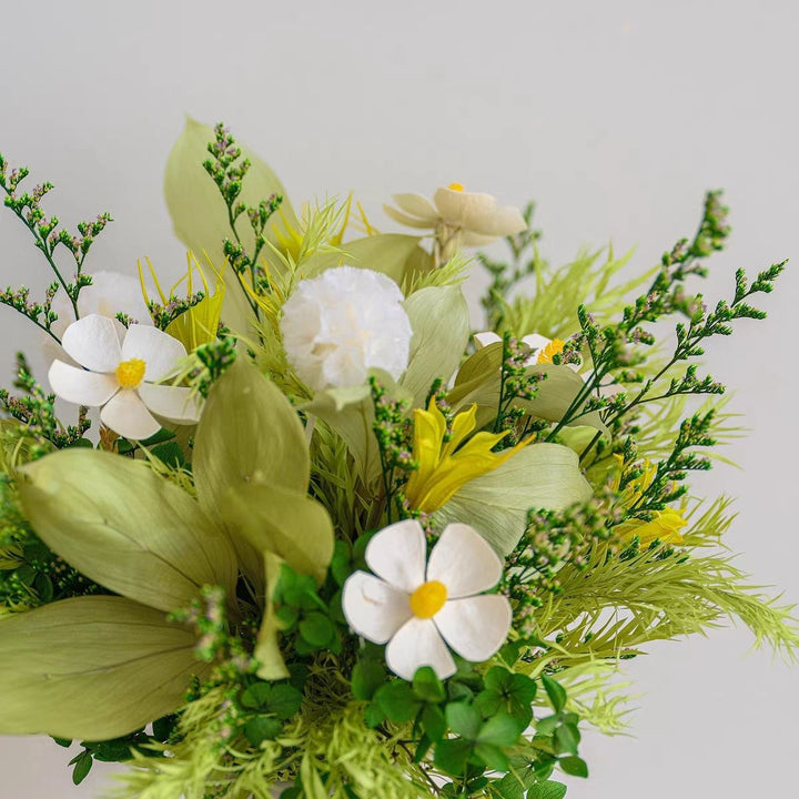 Luxuriöse Blumenarrangement