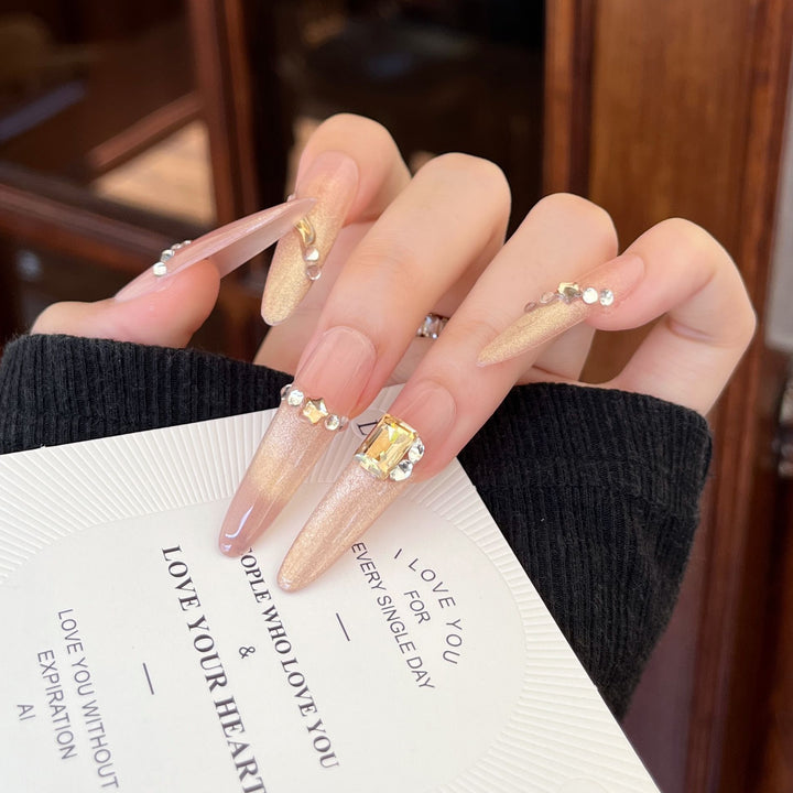 Glamouröse Stiletto Press-On Nagelverlängerungen Karnz