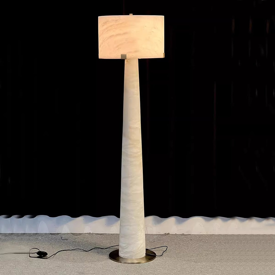 Elegante Stehlampe
