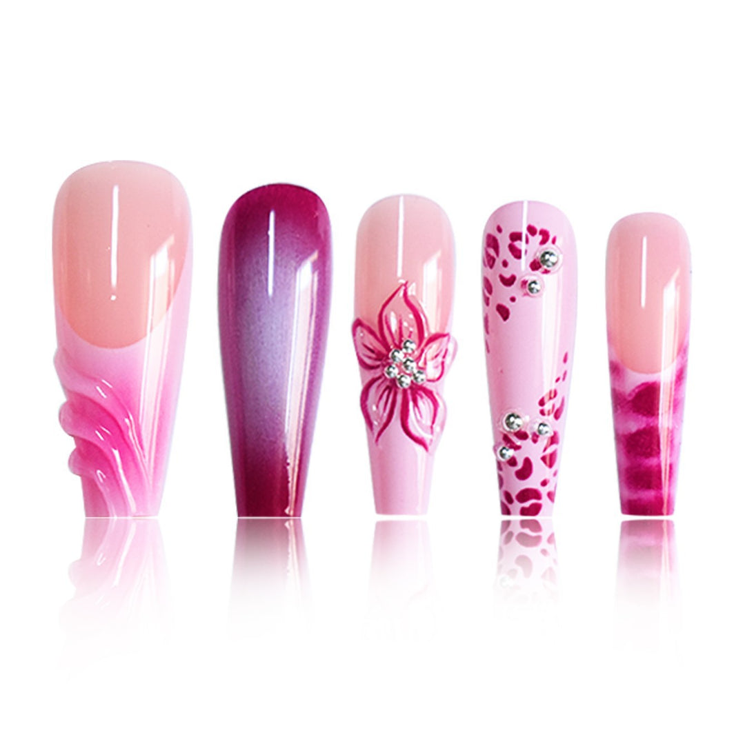 Florale 3D Dekorative Druck-Nagelerweiterungen Karnz