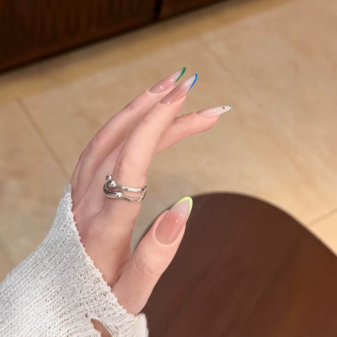 Künstlerisches Multicolor Stiletto Press-On Nail Set
