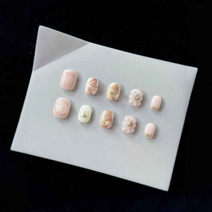 Künstlerisches Floral-Nagelset